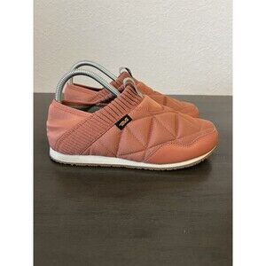 Teva Reember Plushes Moccasins Women’s Size 8 Pink Casual Comfort Shoes